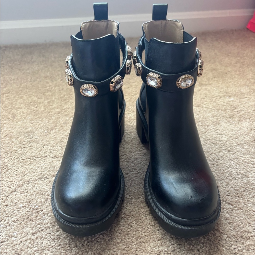 Steve Madden boots